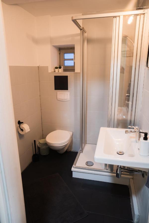 London Buck Apartment Щралзунд Екстериор снимка